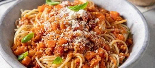 recipe image Spaghetti mit Rote Linsen Bolognese