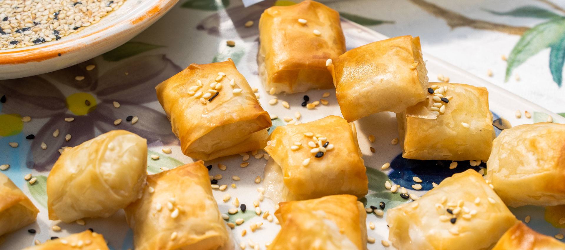 recipe image Greek White Filo Häppchen