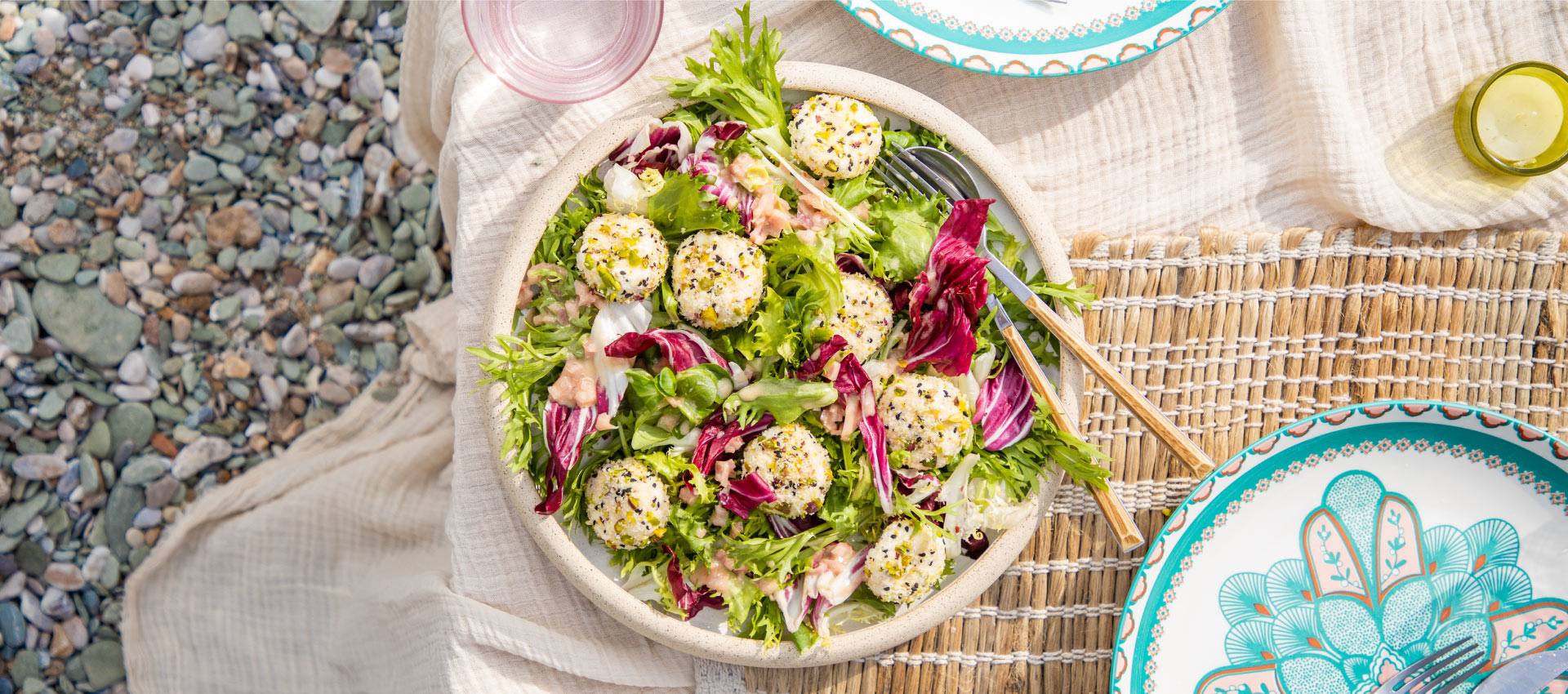 recipe image Grüner Salat mit Creamy Bällchen