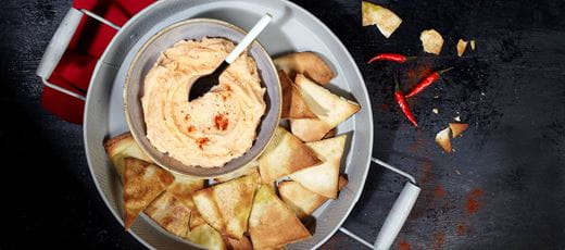 recipe image Spicy Salad with Pitta Bread Chips