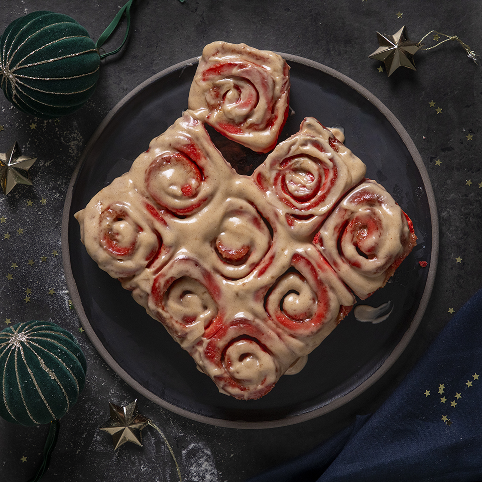 webimage-red-velvet-cinammon-rolls