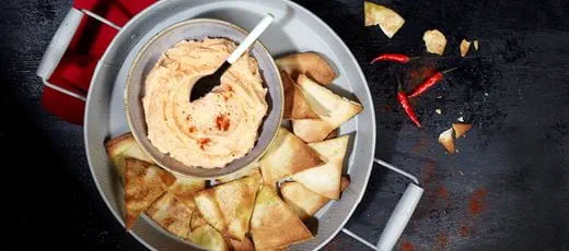 recipe image Spicy Salad with Pitta Bread Chips