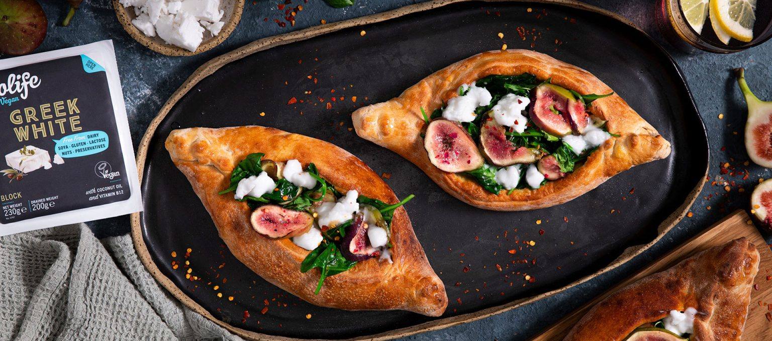 recipe image Fig & Greek White Pide