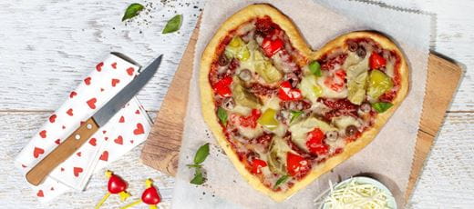 recipe image Heart Shaped Pizza