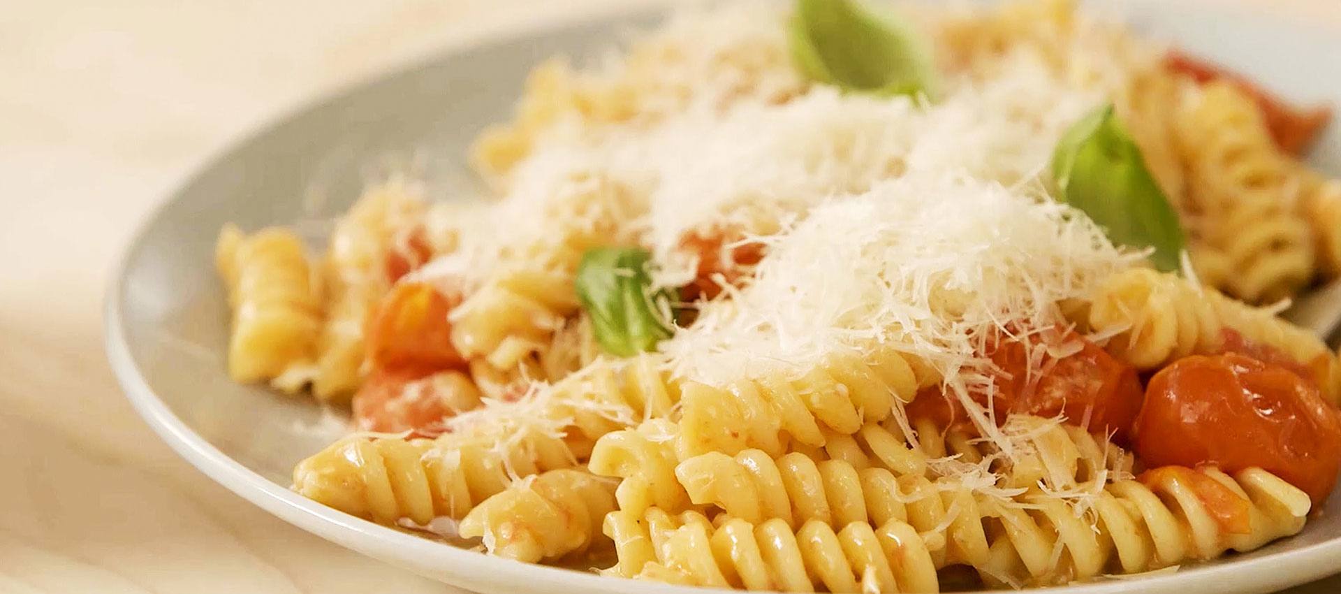 recipe image Pasta With Baked Vegan Feta