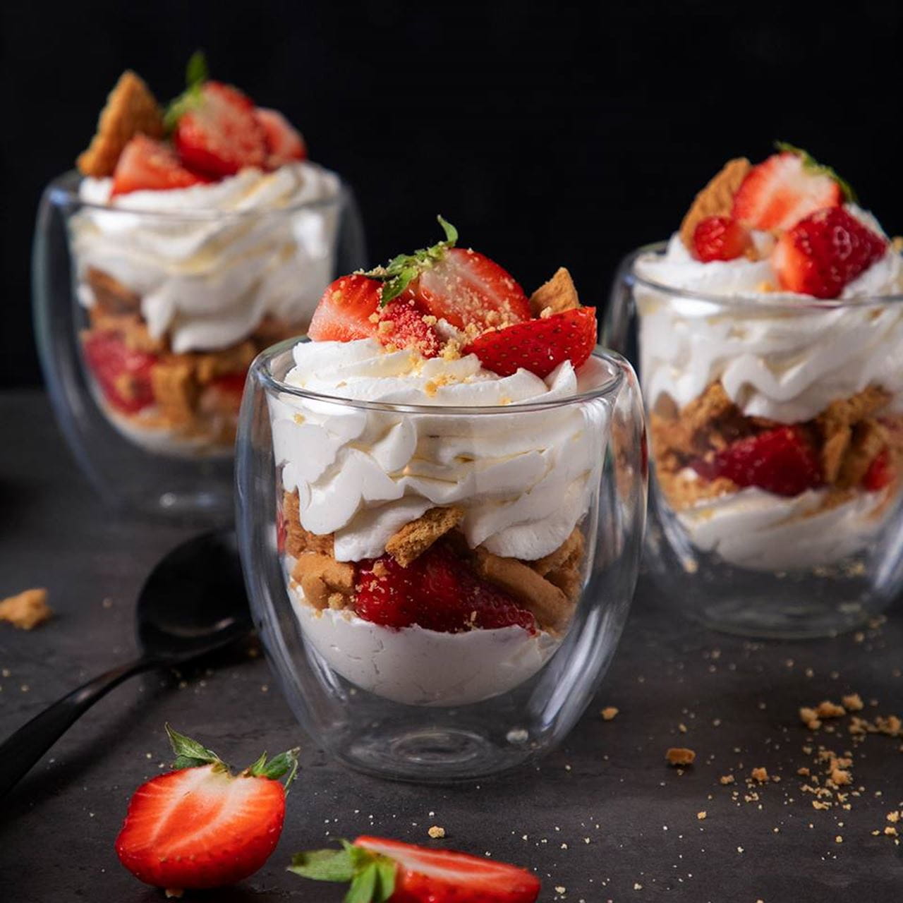 recipe image Strawberries and Cream
