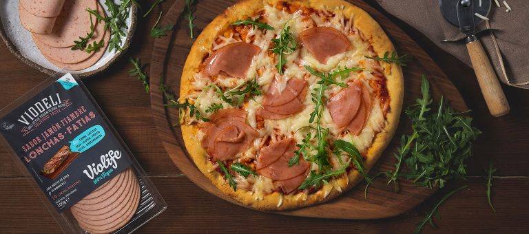 recipe image Pizza j*mon & qu*so