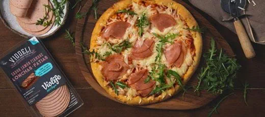 recipe image Pizza j*mon & qu*so