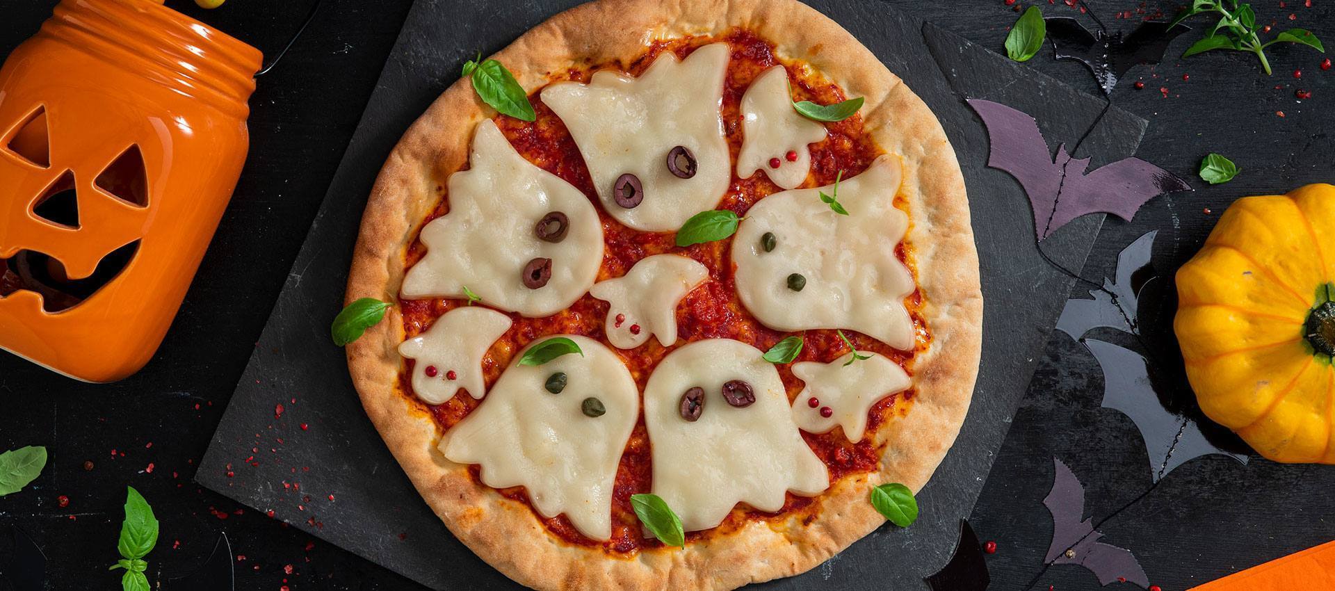 recipe image Pizza Fantômes