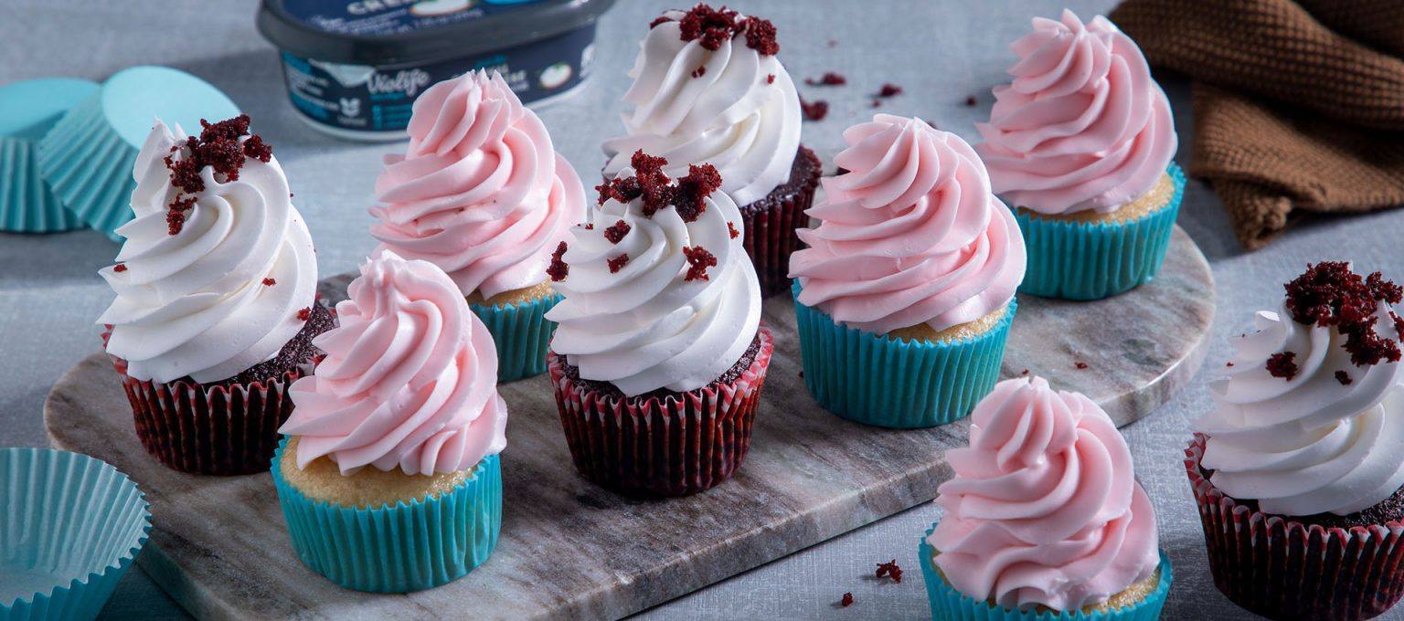 Red Velvet and Vanille Cupcakes
