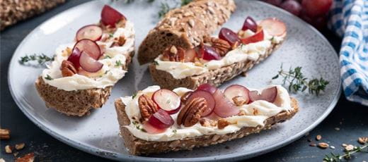 recipe image Luxueus Brood met Fruit